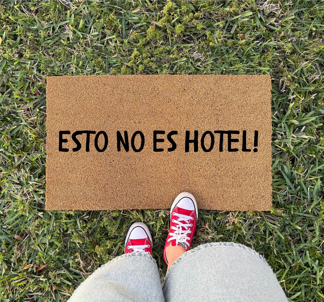 Esto No Es Hotel Doormat